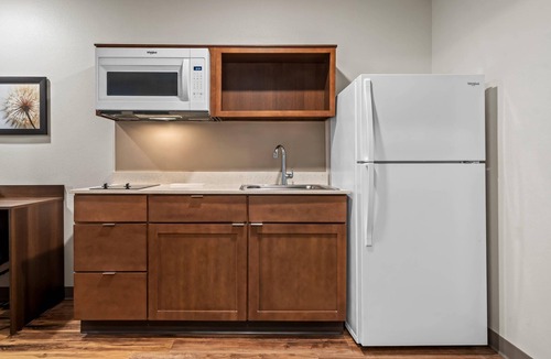 Orlando Hotel | WoodSpring Suites Orlando East UCF