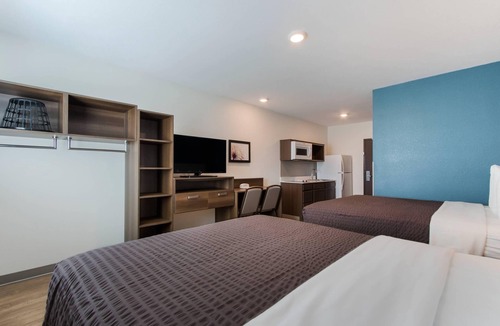 Tamarac Hotel | WoodSpring Suites Tamarac