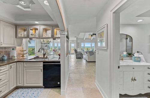Boca Grande House | Woodwind Beach 10 - 3 bed/3 Bath - Beachfront - South End of Boca Grande - Elevator!