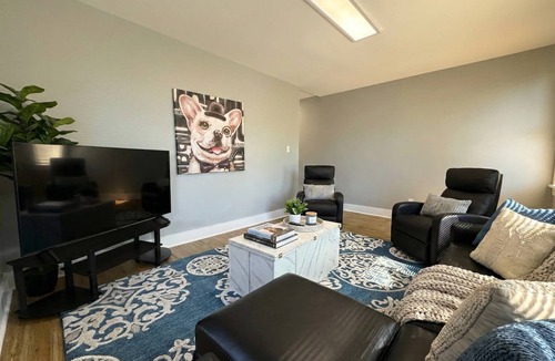 Wilmington Apartment | Work-Ready Retreat with King Bed