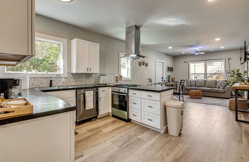 Sylvan Hills House | World Cup HQ Near Stadium, 1 Mi to Beltline Access