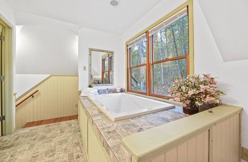 Caton Ski Chalet | Wren Cottage; private & peaceful. Gatlinburg, Pigeon Forge