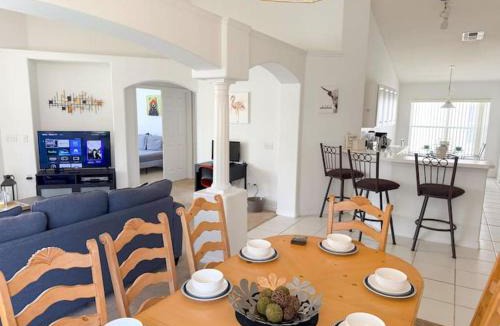 Bridgewater Crossing Villa | WS118LD - Lakeview - 4 Bedrooms Pool and Spa