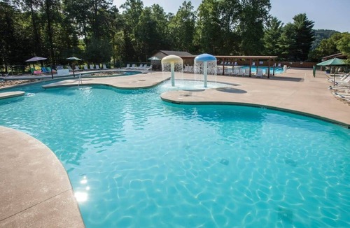 Lake Lure Condo | Wyndham Fairfield Mountain |1BR/1BA King Bed Suite
