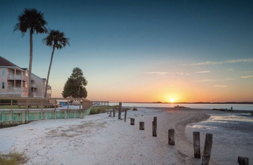 Ocean Ridge Resort | Wyndham Ocean Ridge - 2 BR Deluxe Condo| Pools, Golf, & 5 min from Edisto