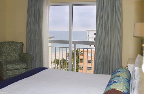 Pompano Beach Resort | 🌴Wyndham Royal Vista✨ Experience Paradise in a 2BR Villa - Sleeps 6!