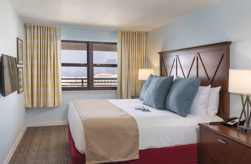 Atlantic City Resort | Wyndham Skyline Tower 2 BR /Walk to the Boardwalk, Restaurants, and Casinos!