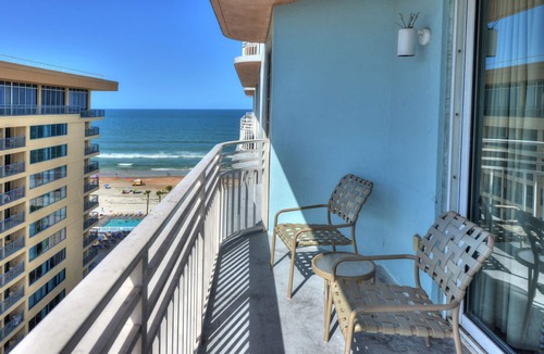 Seabreeze Historic District House | Wyndhams Ocean Walk 2/2 Bedroom
