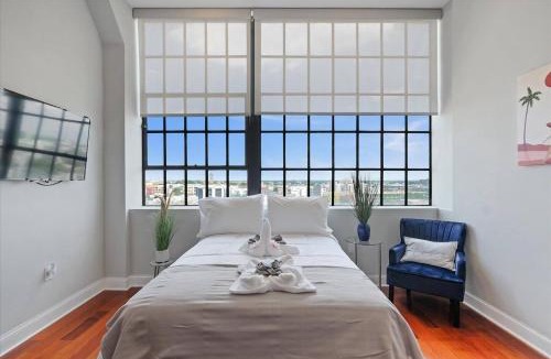 Olde Kensington Apartment | XL Studio - Luxury Studio Near Center City