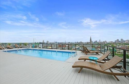 Olde Kensington Apartment | XL Studio - Luxury Studio Near Center City