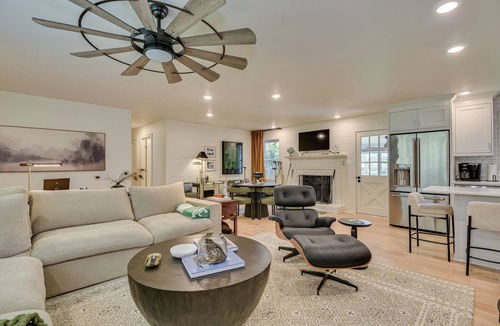 National Hills House | Year-Round Charming 5-Bedroom Retreat One Block from Historic Magnolia Lane