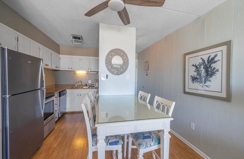 Stone Harbor Condo | Year-Round Waterfront Condo Steps to Downtown Stone Harbor