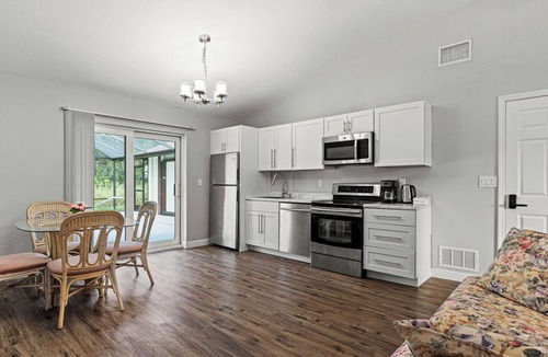Venice Groves House | Your Dream Dual-Zone Gateway with Private Pool