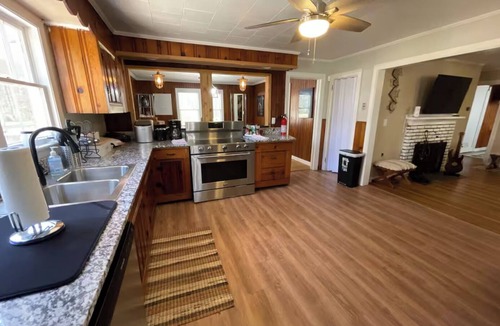 Cliftondale Cottage | Your FIFA World Cup Cottage Lakeview in Atlanta, Georgia