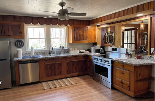 Cliftondale Cottage | Your FIFA World Cup Cottage Lakeview in Atlanta, Georgia
