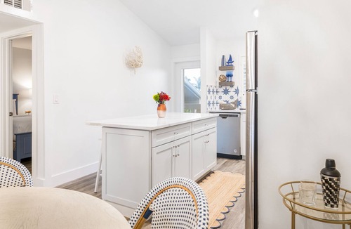 Captiva Apartment | Your Home Away From Home! 2 Classy Villas, Beach, Free Access to Tennis Court