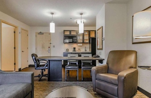 Baymeadows House | Your Home in Jacksonville! Pet-friendly Suite with Full Kitchen! Parking Onsite!