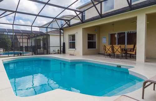 Highgate Park Villa | Your perfect family holiday! Private pool, Games Room, 12 Mins to Disney