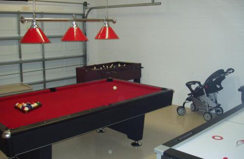 Highgate Park Villa | Your perfect family holiday! Private pool, Games Room, 12 Mins to Disney