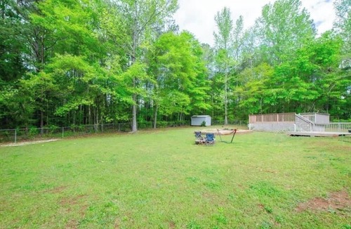 Griffin House | Your Quiet Escape in Locust Grove Sleeps 6