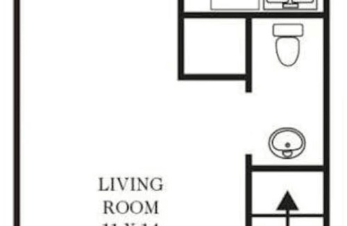 East Point House | Your stylish cozy home away from home with spacious, funky artsy décor.