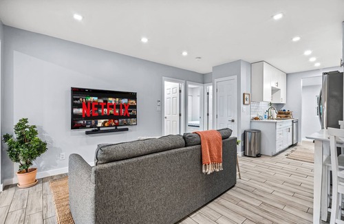 Riverside Park House | Zen Retreat - Sauna, Pool, Cold Plunge & More!