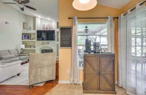 Silver Oaks House | Zephyrhills Home - Lanai & Grill, Near Theme Parks