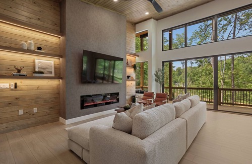 Westminster Cabin | Zoka - A Luxe Modern Cabin Near Clemson w/Hot Tub - Lake Hartwell