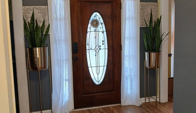 1-private room in single occupancy house in Stone Mountain. Be My Only Guest!