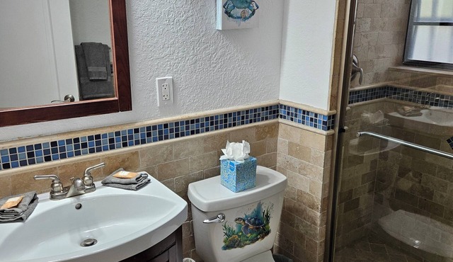 104 Comfort Single Room in waterfront hotel in Singer Island, FL