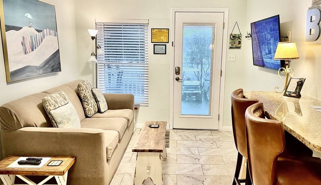 #107 Cozy Corner 2 Bed 2 Bath Beachy Condo