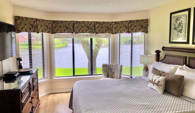 $150 activities - E-gift card when you book -Only Steps to the Beach | Floor w Private Entry| AH115