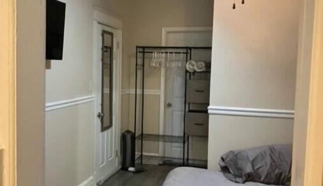 2 Beautiful Petworth subway transportation walking distance
