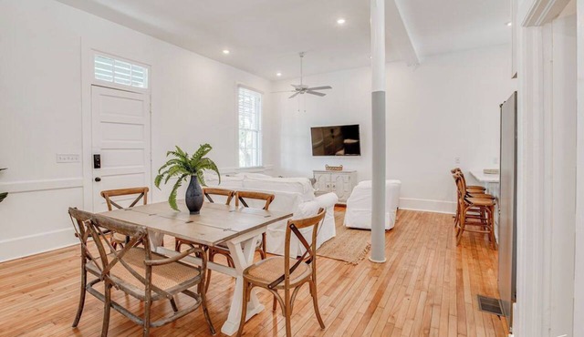 2 King Bedrooms in Historic Barracks at North Beach