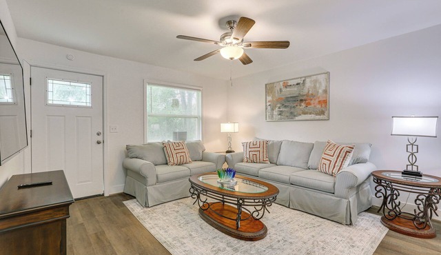 2 Mi to River District! Fort Myers Retreat w/Yard