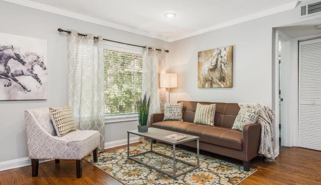 2 miles to FIFA stadium Amazing Midtown Atlanta Location by Piedmont Park Beltline Ponce City Market