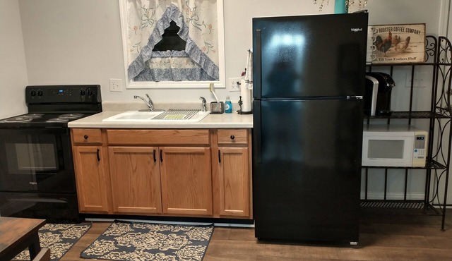 20 min from Picwick lake/Shilo Park. Close to Corinth and wedding venues.