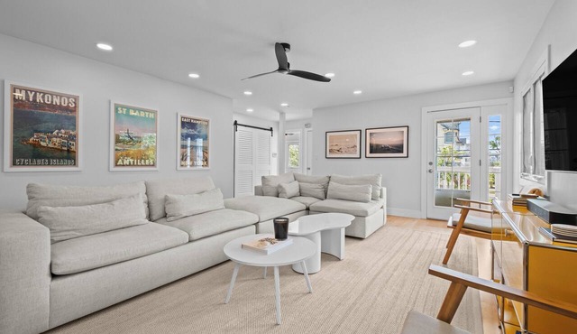 3-Bedroom Beach Bungalow - Clean & Design Focused