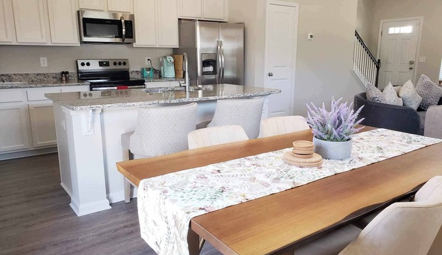 3-bedroom townhome conveniently located