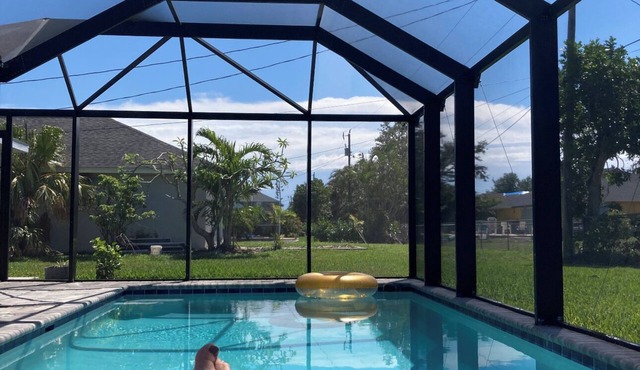 3-bedroom villa in welcoming Cape Coral with AC AND heating pool