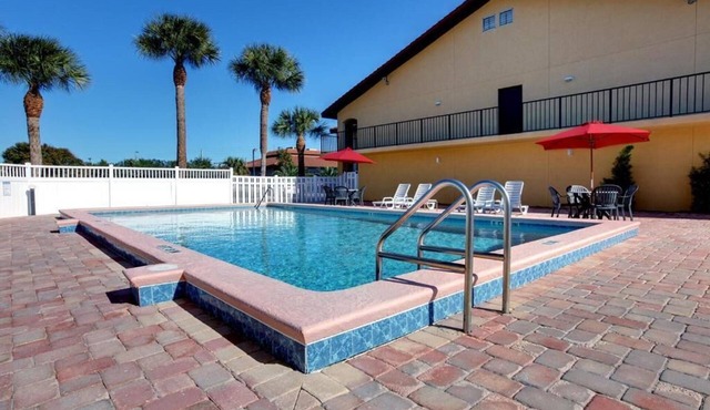 3 Rooms Great for Beach Adventures | St. Augustine Beach - 1.7 mi | Onsite Pool