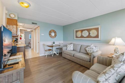 3110 Atlantic Ave, Unit 304