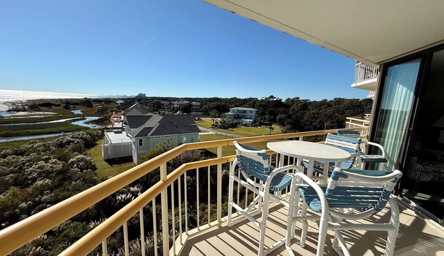 3BR/2BA South Tower -It's All About the View! 2 Kings + 2 Twins + Beach Locker!