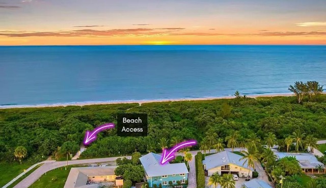 4-Unit Beach Compound - Sleeps 30 - Surf in Fort Pierce