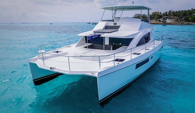 51' Luxury Yacht in Key West