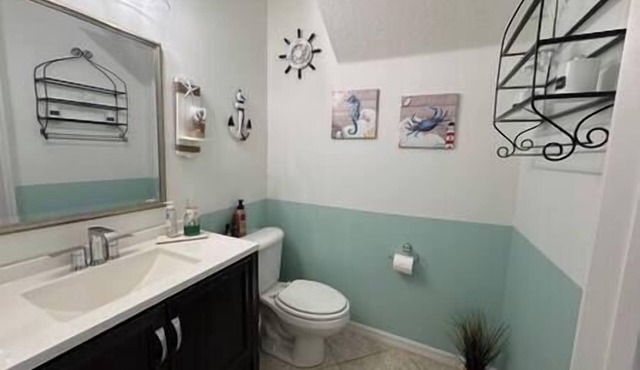 5BR HOME W/PRIVATE POOL& GAME ROOM CLOSE TO MAJOR ATTRACTIONS