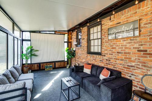 6 Mi to Lake Murray! Pet-Friendly Haven w/Yard