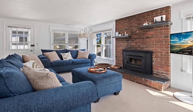 603 Pearl by the Sea
