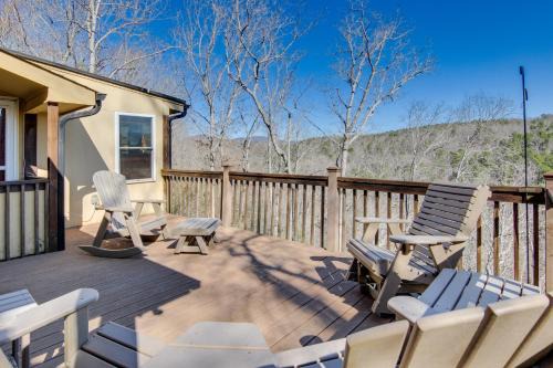 8 Mi to Lake Lure! Mtn-View Gem w/Furnished Deck