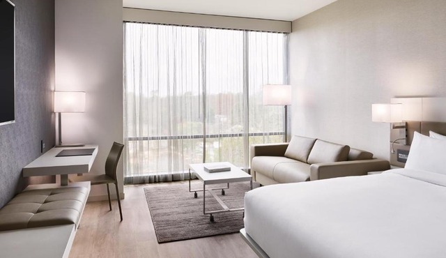 AC Hotel by Marriott Charlotte SouthPark
